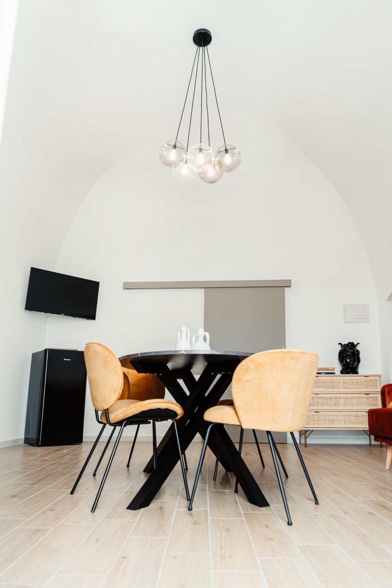 Aparthotel Camere Del Capitolo Bisceglie Buitenkant foto
