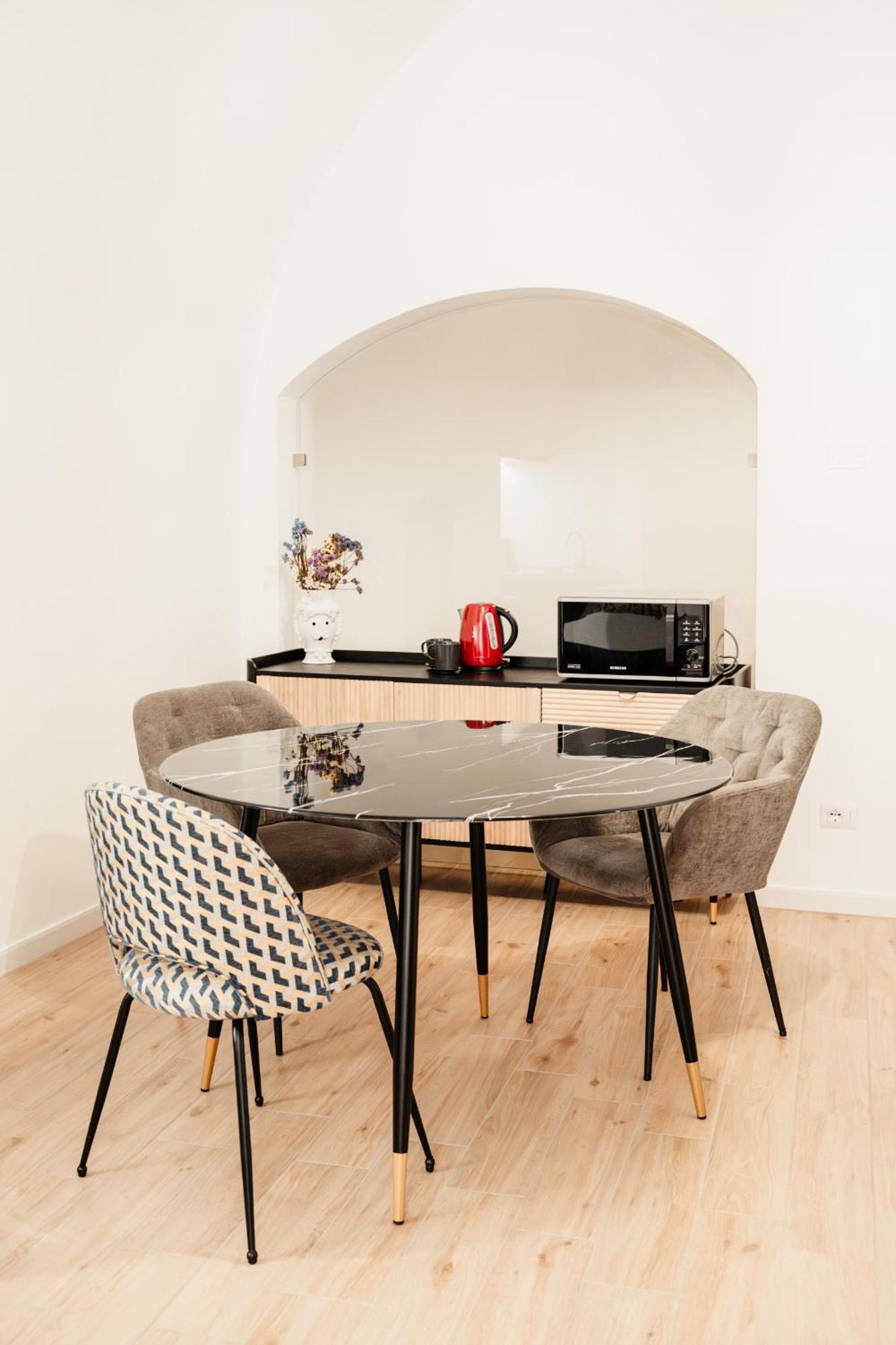 Aparthotel Camere Del Capitolo Bisceglie Buitenkant foto